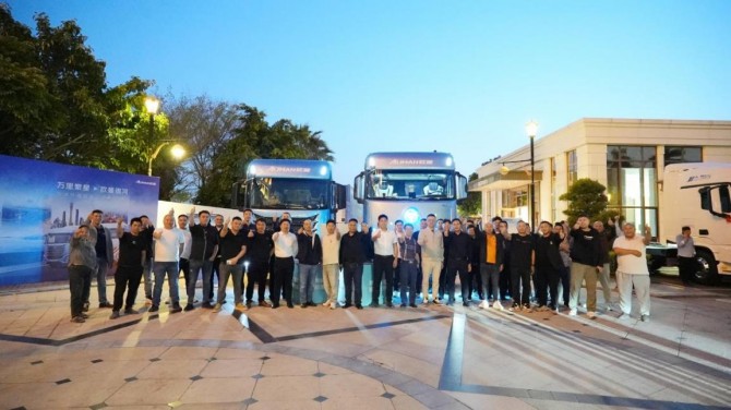 用欧曼就是省！欧曼银河全球价值品鉴之旅（纯电篇）：高度适配福建港口运输